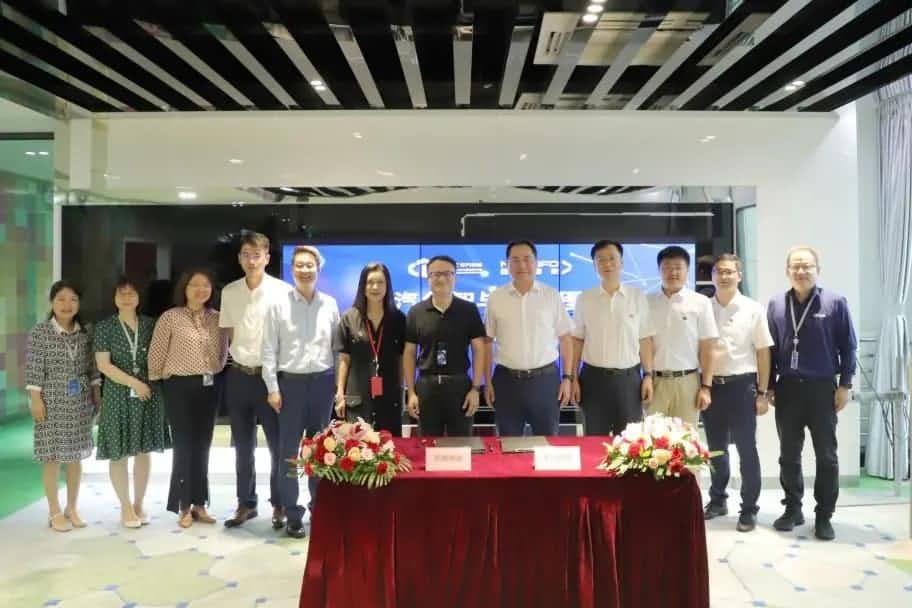 豪门国际与中汽创智签订战略合作框架协议 集中优势有助于汽车智能化开展